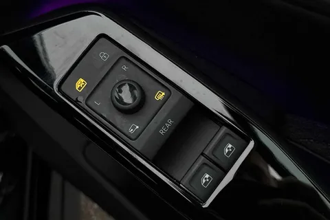 18 of 51 for Volkswagen ID.3 150kW Essential Pro S 77kWh ⭐Low TAX £195⭐