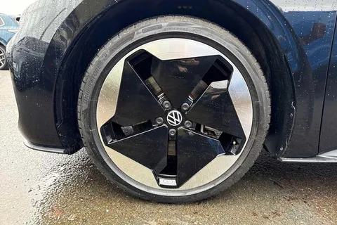 24 of 51 for Volkswagen ID.3 150kW Essential Pro S 77kWh ⭐Low TAX £195⭐