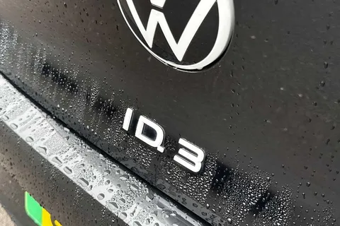 28 of 51 for Volkswagen ID.3 150kW Essential Pro S 77kWh ⭐Low TAX £195⭐