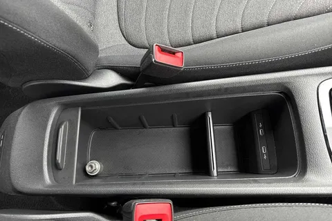 47 of 51 for Volkswagen ID.3 150kW Essential Pro S 77kWh ⭐Low TAX £195⭐