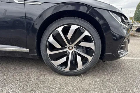 DA75HYH Volkswagen Arteon 1.4 TSI eHybrid R-Line 5dr DSG | Panoramic Sunroof | Adaptive Cruise Contro Thumbnail #23