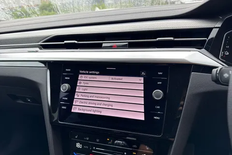 DA75HYH Volkswagen Arteon 1.4 TSI eHybrid R-Line 5dr DSG | Panoramic Sunroof | Adaptive Cruise Contro Thumbnail #47