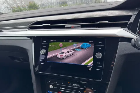 DA75HYH Volkswagen Arteon 1.4 TSI eHybrid R-Line 5dr DSG | Panoramic Sunroof | Adaptive Cruise Contro Thumbnail #49