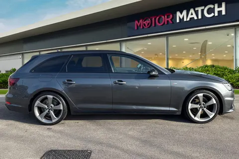 MJ19WNZ Audi A4 Avant 2.0 TFSI 40 Black Edition S Tronic Euro 6 (s/s) 5dr Thumbnail #4