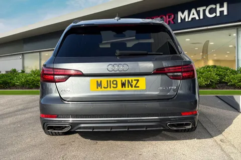 MJ19WNZ Audi A4 Avant 2.0 TFSI 40 Black Edition S Tronic Euro 6 (s/s) 5dr Thumbnail #5