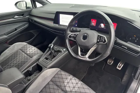 8 of 64 for Volkswagen Golf 1.5 TSI R-Line Euro 6 (s/s) 5dr