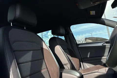 21 of 64 for SEAT Tarraco 2.0 TDI XCELLENCE DSG 4Drive Euro 6 (s/s) 5dr