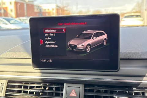 MJ19WNZ Audi A4 Avant 2.0 TFSI 40 Black Edition S Tronic Euro 6 (s/s) 5dr Thumbnail #48