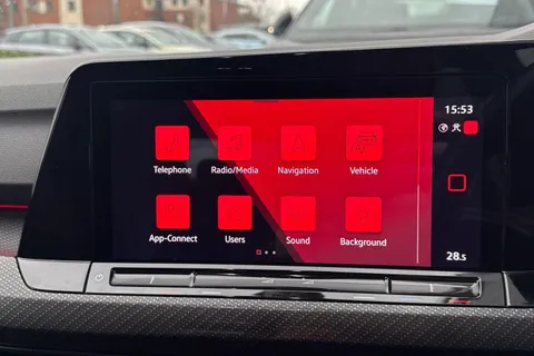 48 of 64 for Volkswagen Golf 1.5 TSI R-Line Euro 6 (s/s) 5dr