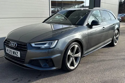 MJ19WNZ Audi A4 Avant 2.0 TFSI 40 Black Edition S Tronic Euro 6 (s/s) 5dr Thumbnail #58