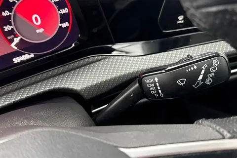 59 of 64 for Volkswagen Golf 1.5 TSI R-Line Euro 6 (s/s) 5dr