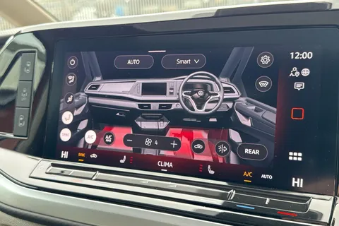 KY25RZG Volkswagen Multivan 2.0 TDI Style 5dr LWB DSG Thumbnail #19