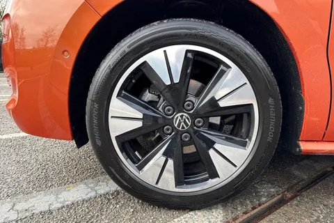 KY25RZG Volkswagen Multivan 2.0 TDI Style 5dr LWB DSG Thumbnail #24