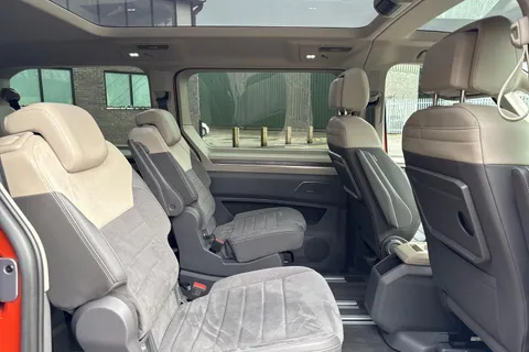 KY25RZG Volkswagen Multivan 2.0 TDI Style 5dr LWB DSG Thumbnail #33