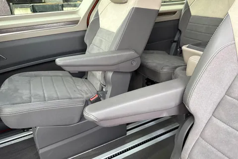 KY25RZG Volkswagen Multivan 2.0 TDI Style 5dr LWB DSG Thumbnail #39