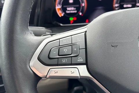 KY25RZG Volkswagen Multivan 2.0 TDI Style 5dr LWB DSG Thumbnail #46