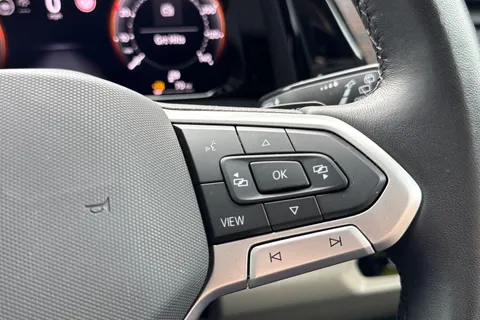 KY25RZG Volkswagen Multivan 2.0 TDI Style 5dr LWB DSG Thumbnail #47