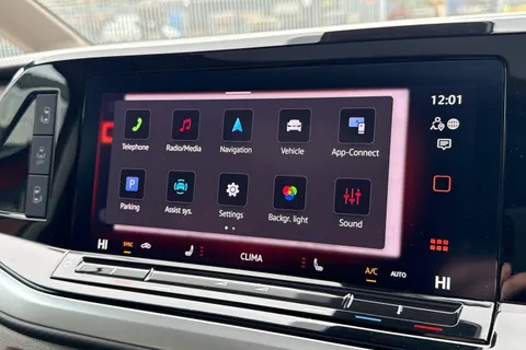 KY25RZG Volkswagen Multivan 2.0 TDI Style 5dr LWB DSG Thumbnail #52