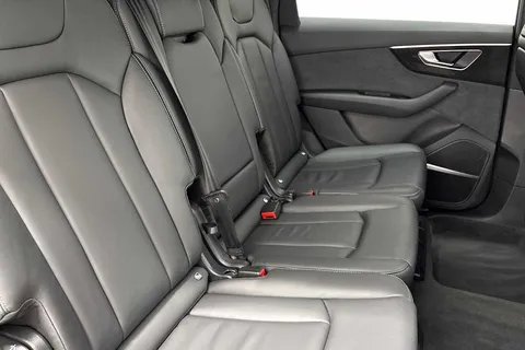 KY25FKT Audi Q7 SUV  Black Edition 45 TDI quattro 231 PS tiptronic Thumbnail #9