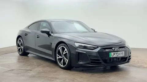 LP73KYE Audi e-tron GT 390kW Quattro 93kWh 4dr Auto Thumbnail #1