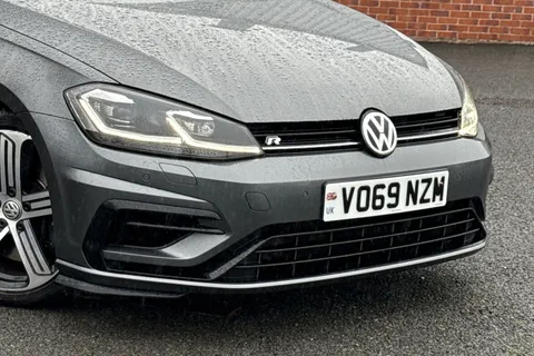 VO69NZM Volkswagen Golf 2.0 TSI R DSG 4Motion Euro 6 (s/s) 5dr Thumbnail #10