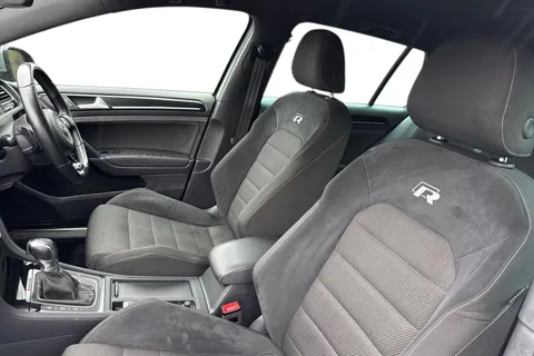 VO69NZM Volkswagen Golf 2.0 TSI R DSG 4Motion Euro 6 (s/s) 5dr Thumbnail #17