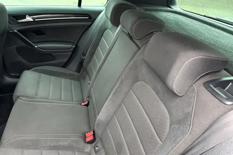 VO69NZM Volkswagen Golf 2.0 TSI R DSG 4Motion Euro 6 (s/s) 5dr Thumbnail #20