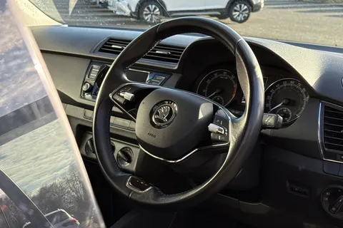 DA21NWD Škoda Fabia 1.0 TSI Colour Edition Euro 6 (s/s) 5dr Thumbnail #30