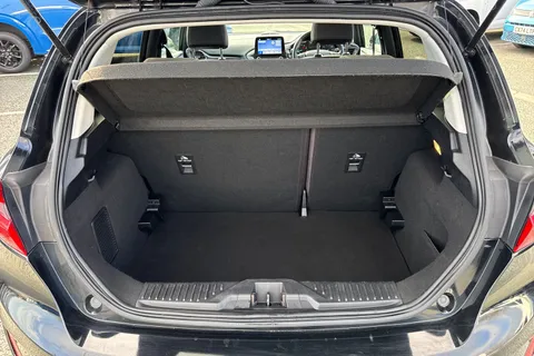 EA68CNN Ford Fiesta 1.0T EcoBoost Vignale Auto Euro 6 (s/s) 5dr Thumbnail #8