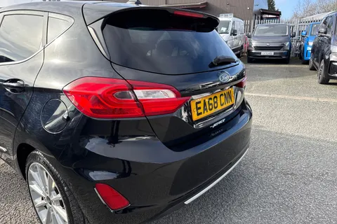 EA68CNN Ford Fiesta 1.0T EcoBoost Vignale Auto Euro 6 (s/s) 5dr Thumbnail #9