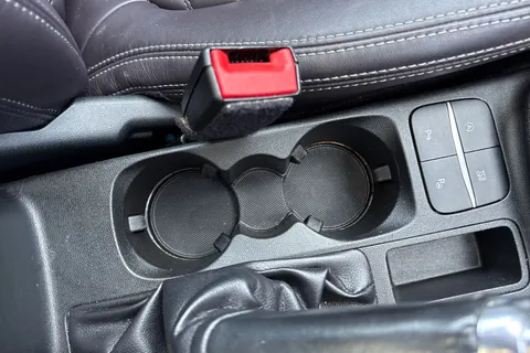 EA68CNN Ford Fiesta 1.0T EcoBoost Vignale Auto Euro 6 (s/s) 5dr Thumbnail #40