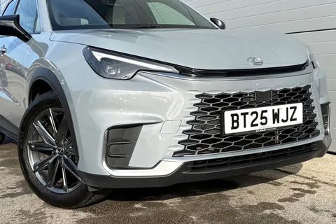 BT25WJZ Lexus Lbx 1.5 Premium Plus 5dr E-CVT Thumbnail #9