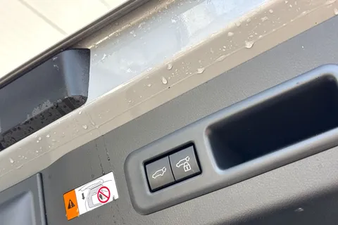 BT25WJZ Lexus Lbx 1.5 Premium Plus 5dr E-CVT Thumbnail #26