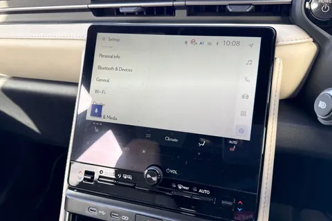 BT25WJZ Lexus Lbx 1.5 Premium Plus 5dr E-CVT Thumbnail #42