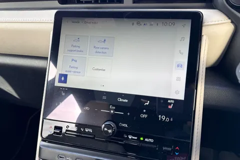 BT25WJZ Lexus Lbx 1.5 Premium Plus 5dr E-CVT Thumbnail #46