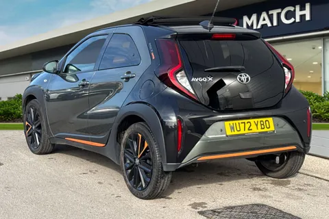 WU72YBO Toyota Aygo X 1.0 VVT-i Limited Edition (Canvas Roof) Euro 6 (s/s) 5dr Thumbnail #3