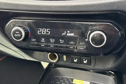 WU72YBO Toyota Aygo X 1.0 VVT-i Limited Edition (Canvas Roof) Euro 6 (s/s) 5dr Thumbnail #22