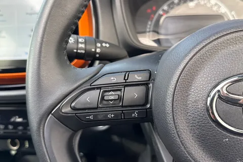 WU72YBO Toyota Aygo X 1.0 VVT-i Limited Edition (Canvas Roof) Euro 6 (s/s) 5dr Thumbnail #52