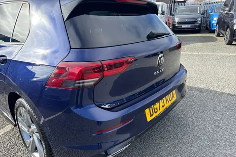 DG73KOA Volkswagen Golf 1.5 TSI 150 R-Line 5dr ⭐1 Year VW Warranty ⭐ Thumbnail #9