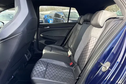 DG73KOA Volkswagen Golf 1.5 TSI 150 R-Line 5dr ⭐1 Year VW Warranty ⭐ Thumbnail #34