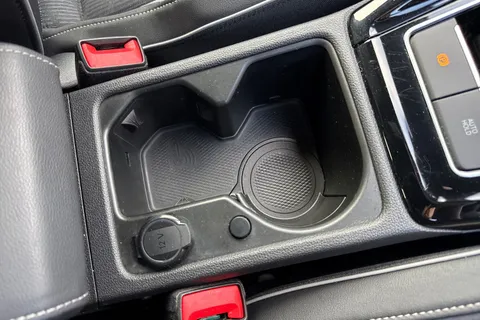 DG73KOA Volkswagen Golf 1.5 TSI 150 R-Line 5dr ⭐1 Year VW Warranty ⭐ Thumbnail #41