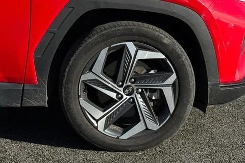 SX72BCY Hyundai Tucson 1.6 TGDi Plug-in Hybrid Ultimate 5dr 4WD Auto Thumbnail #13