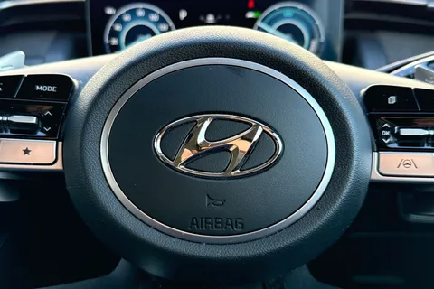 SX72BCY Hyundai Tucson 1.6 TGDi Plug-in Hybrid Ultimate 5dr 4WD Auto Thumbnail #34