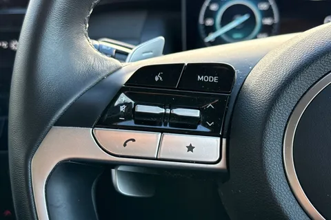 SX72BCY Hyundai Tucson 1.6 TGDi Plug-in Hybrid Ultimate 5dr 4WD Auto Thumbnail #35