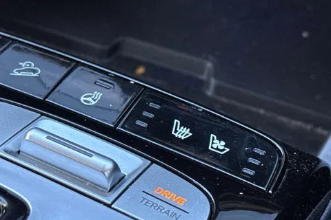 SX72BCY Hyundai Tucson 1.6 TGDi Plug-in Hybrid Ultimate 5dr 4WD Auto Thumbnail #39