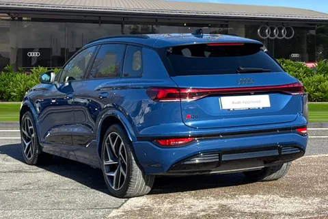 EJ74AWH Audi Q6 E-Tron Q6 SUV Edition 1 e-tron quattro 285,00 kW Thumbnail #3