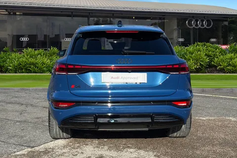 EJ74AWH Audi Q6 E-Tron Q6 SUV Edition 1 e-tron quattro 285,00 kW Thumbnail #5