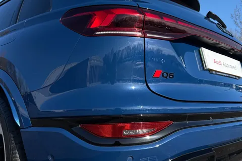 EJ74AWH Audi Q6 E-Tron Q6 SUV Edition 1 e-tron quattro 285,00 kW Thumbnail #8