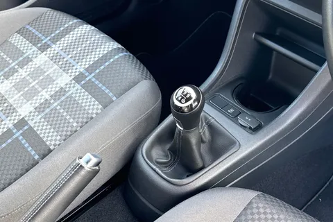 23 of 42 for Volkswagen Up! 1.0 Club Up 5dr | Heated Seats | Maps & More