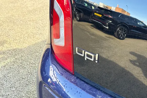 33 of 42 for Volkswagen Up! 1.0 Club Up 5dr | Heated Seats | Maps & More